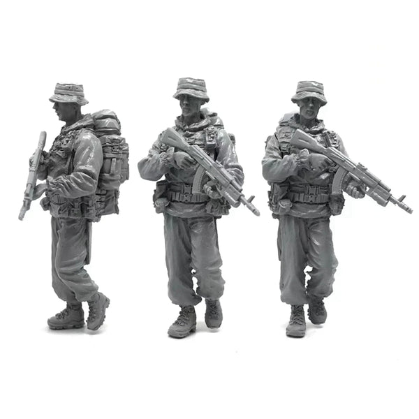1/35 Modern Special Forces in Standing Ready Positions, 3 Figures, Resin Model Figure Kit, Unassembled and Unpainted
