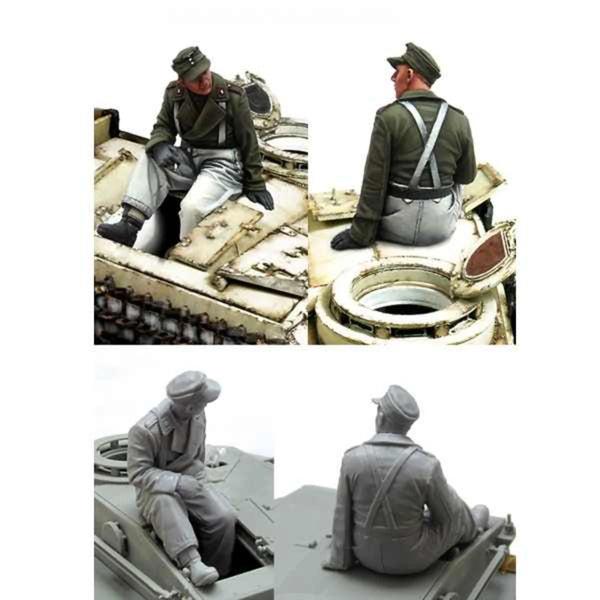 1/35 WWII German StuG Gunner and Commander, 2 Figures, Resin Model Figure Kit, Unassembled and Unpainted