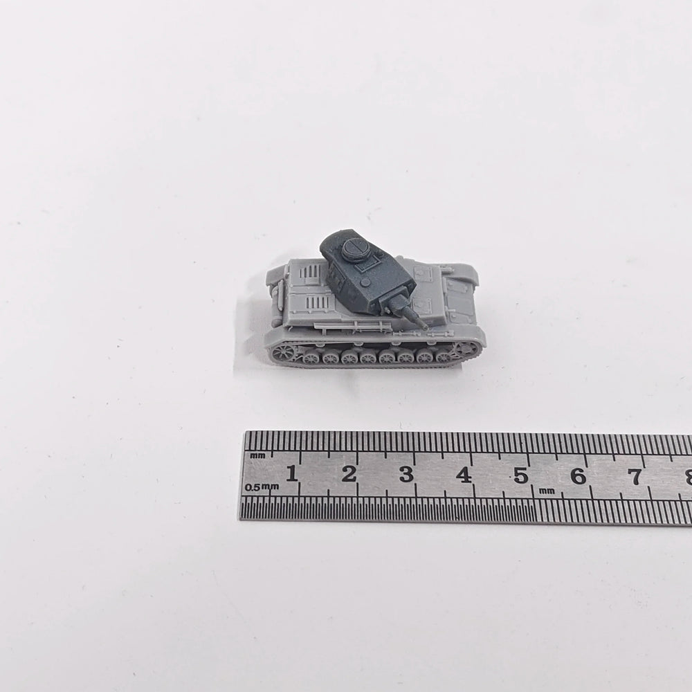 1/144 WWII German Panzer IV Ausf F1, Resin Model Vehicle Kit, Unassembled and Unpainted
