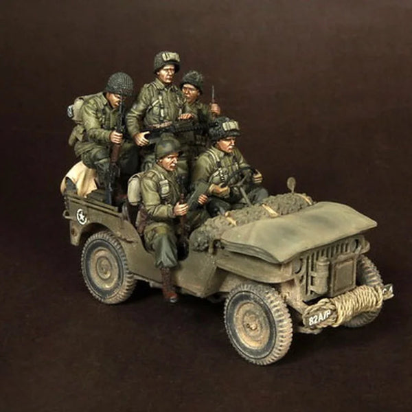 1/35 WWII US Soldiers with Jeep, 5 Figures, Resin Model Figure Kit, Unassembled and Unpainted