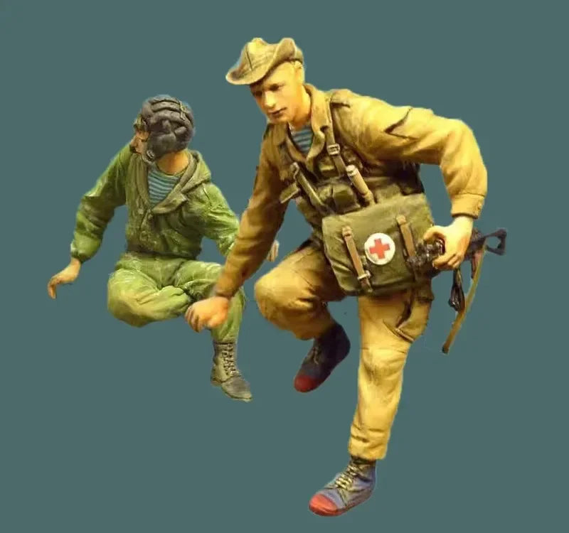 1/35 WWII Japanese Infantry Advancing with Rifles, 2 Figures, Resin Model Figure Kit, Unassembled and Unpainted