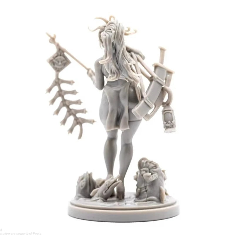 38mm Goddess Warrior with Ornate Armor, 2 Figures, Resin Model Figure Kit, Fantasy Theme, Unassembled and Unpainted