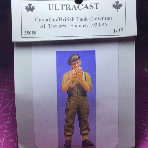 1/35 WWII Allied Tank Crewman, Resin Model Figure Kit, Unassembled and Unpainted