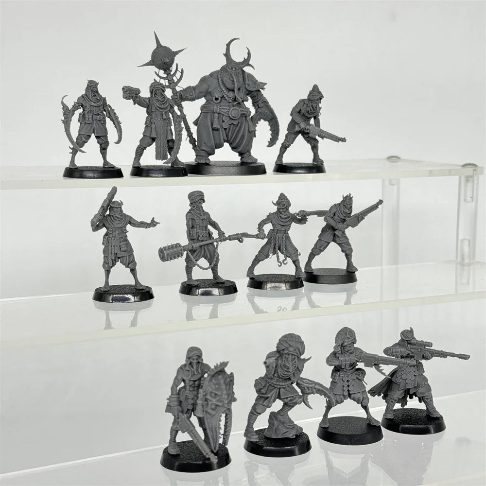 Dark Fantasy Corrupted Guards, 12 Figures, Resin Model Figure Kit, Fantasy Theme, Unassembled and Unpainted