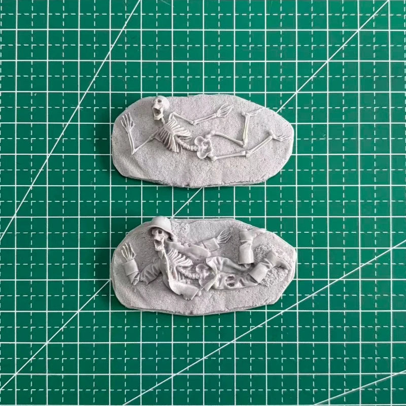 1/35 Skeleton Soldiers, 2 Figures, Resin Model Figure Kit, Fantasy Theme, Unassembled and Unpainted