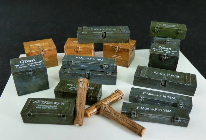 1/48 WWII Ammunition Containers, Resin Model Diorama Kit, Unassembled and Unpainted