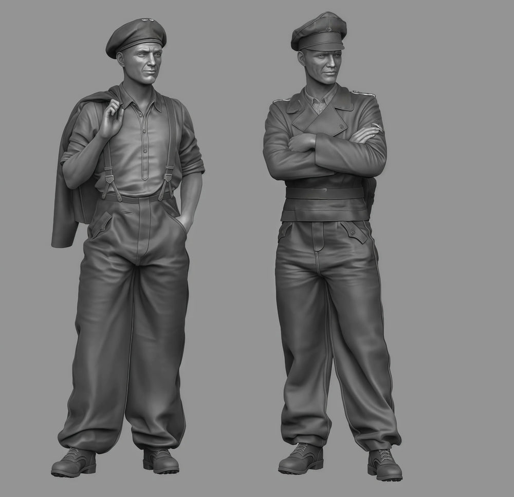 1/35 WWII German Soldiers in Communication Poses, 4 Figures, Resin Model Figure Kit, Unassembled and Unpainted