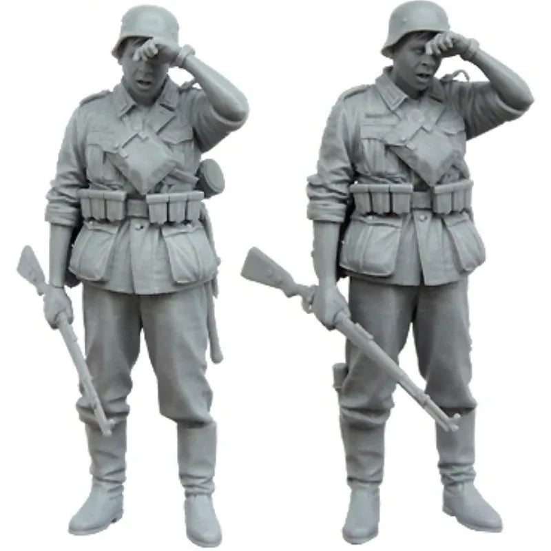 1/35 WWII German Infantry Adjusting Helmet, Resin Model Figure Kit, Unassembled and Unpainted