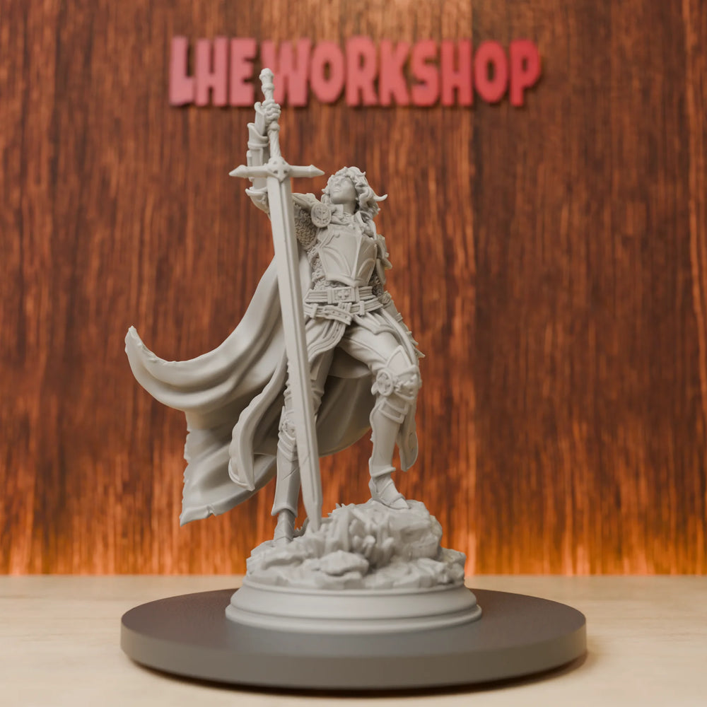 75mm Medieval Female Greatsword Warrior, Resin Model Figure Kit, Unassembled and Unpainted
