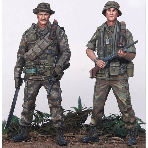 1/35 Vietnam War US Soldiers, 2 Figures, Resin Model Figure Kit, Unassembled and Unpainted