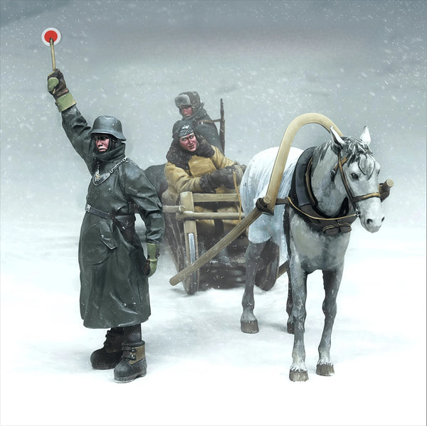 1/35 WWII Soviet Winter, 3 Figures, Resin Model Figure Kit, Unassembled and Unpainted
