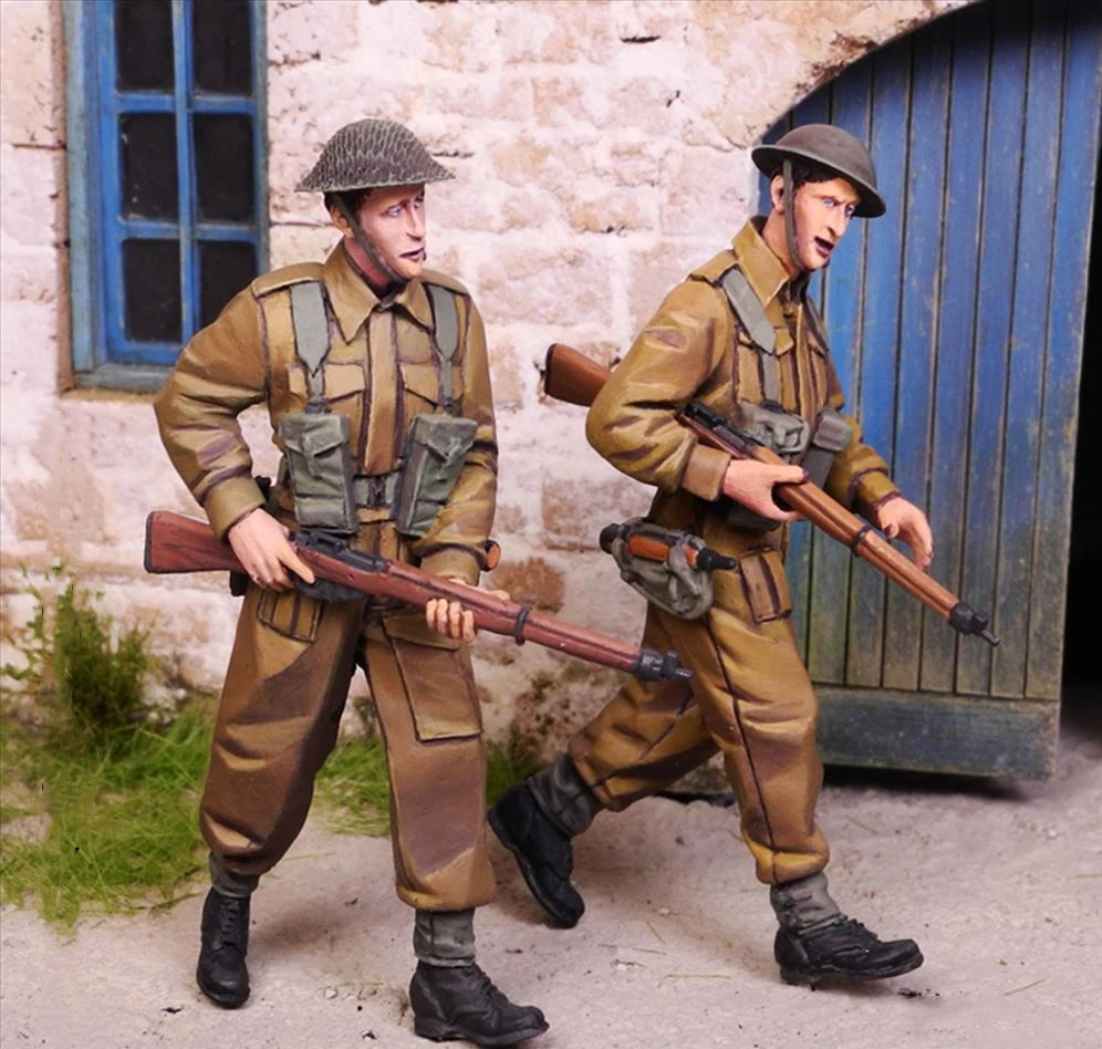 1/35 WWII British Infantry Squad, 4 Figures, Resin Model Figure Kit, Unassembled and Unpainted