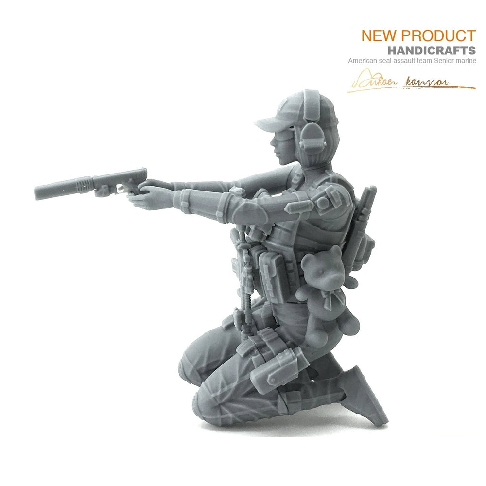 75mm Modern Tactical Operator Kneeling with Rifle, Resin Model Figure Kit, Unassembled and Unpainted