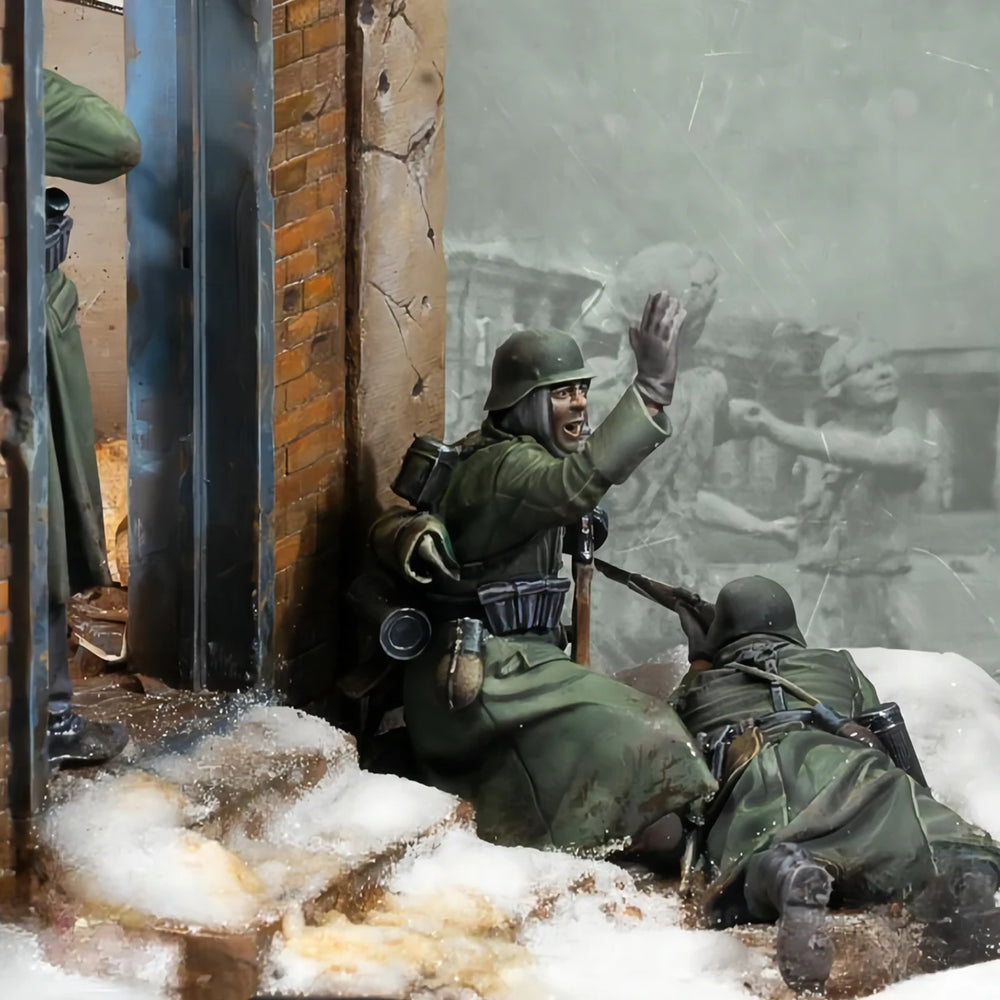 1/35 WWII German Infantry Urban Combat, 3 Figures, Resin Model Diorama Kit, Unassembled and Unpainted