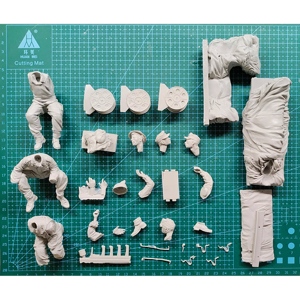 1/16 WWI Infantry with Jeep, 9 Figures, Resin Model Figure Kit, Unassembled and Unpainted