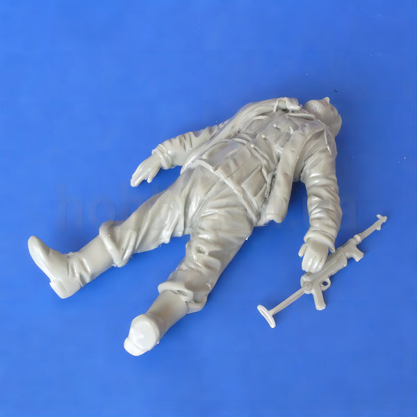 1/35 Modern Soldier Falling Backwards, Resin Model Figure Kit, Unassembled and Unpainted