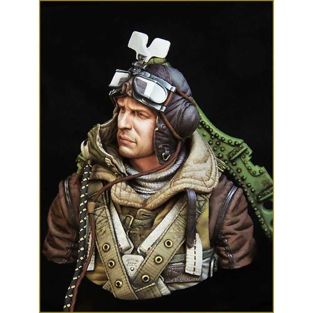 1/10 WWII British Pilot with Oxygen Mask, Resin Model Bust Kit, Unassembled and Unpainted