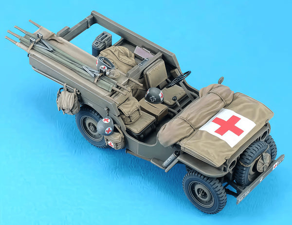 1/35 WWII Willys Jeep Ambulance, Resin Model Vehicle Kit, Unassembled and Unpainted