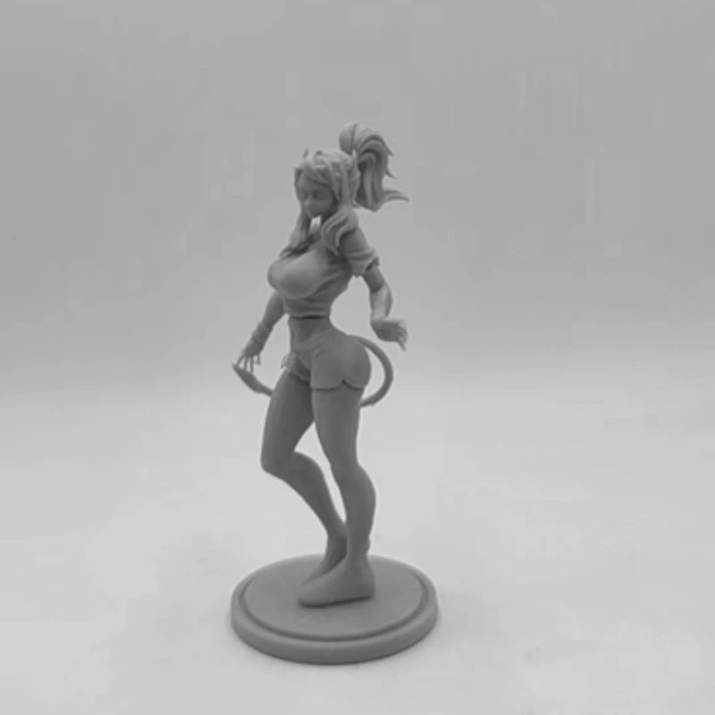 1/24 Demon Girl Wielding Whip, Resin Model Figure Kit, Anime Theme, Unassembled and Unpainted