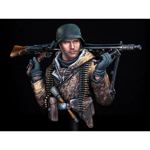 1/10 WWII German MG42 Gunner, Resin Model Figure Kit, Unassembled and Unpainted