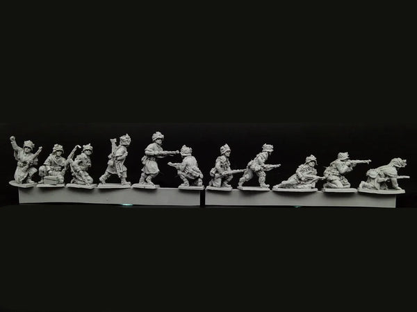 1/72 Modern Infantry Squad Assaulting, 11 Figures, Resin Model Figure Kit, Unassembled and Unpainted