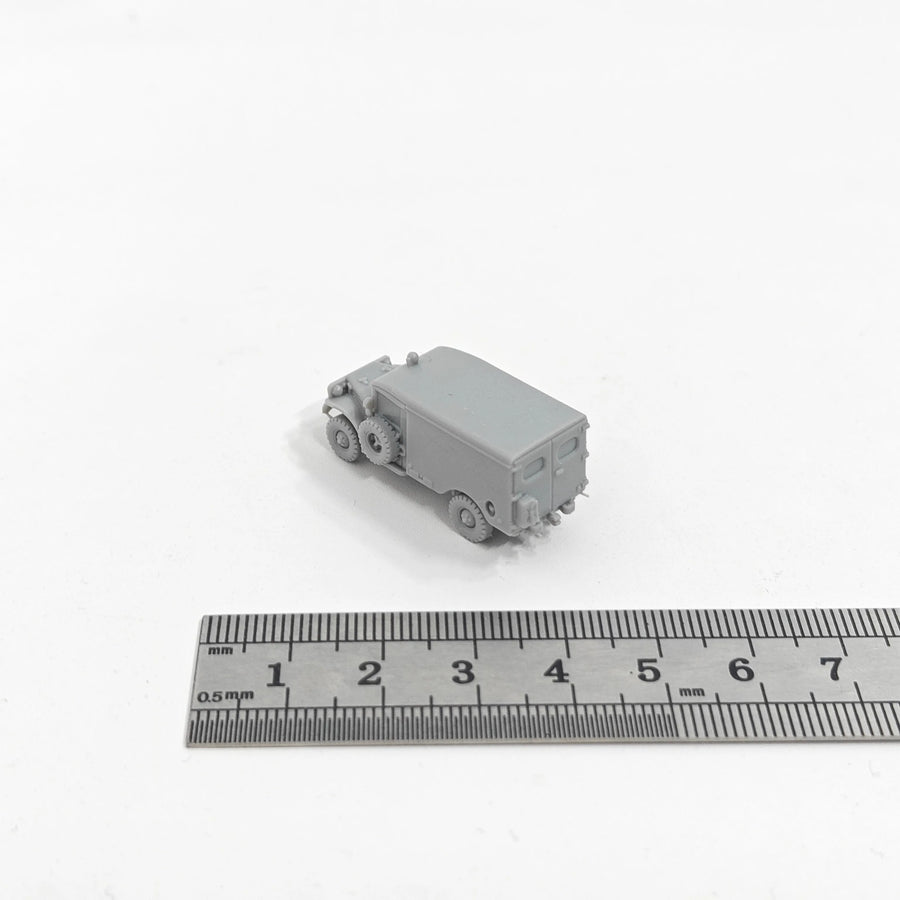 WWII US Army M43 Ambulance 28mm Resin Vehicle Kit - resin model view 4