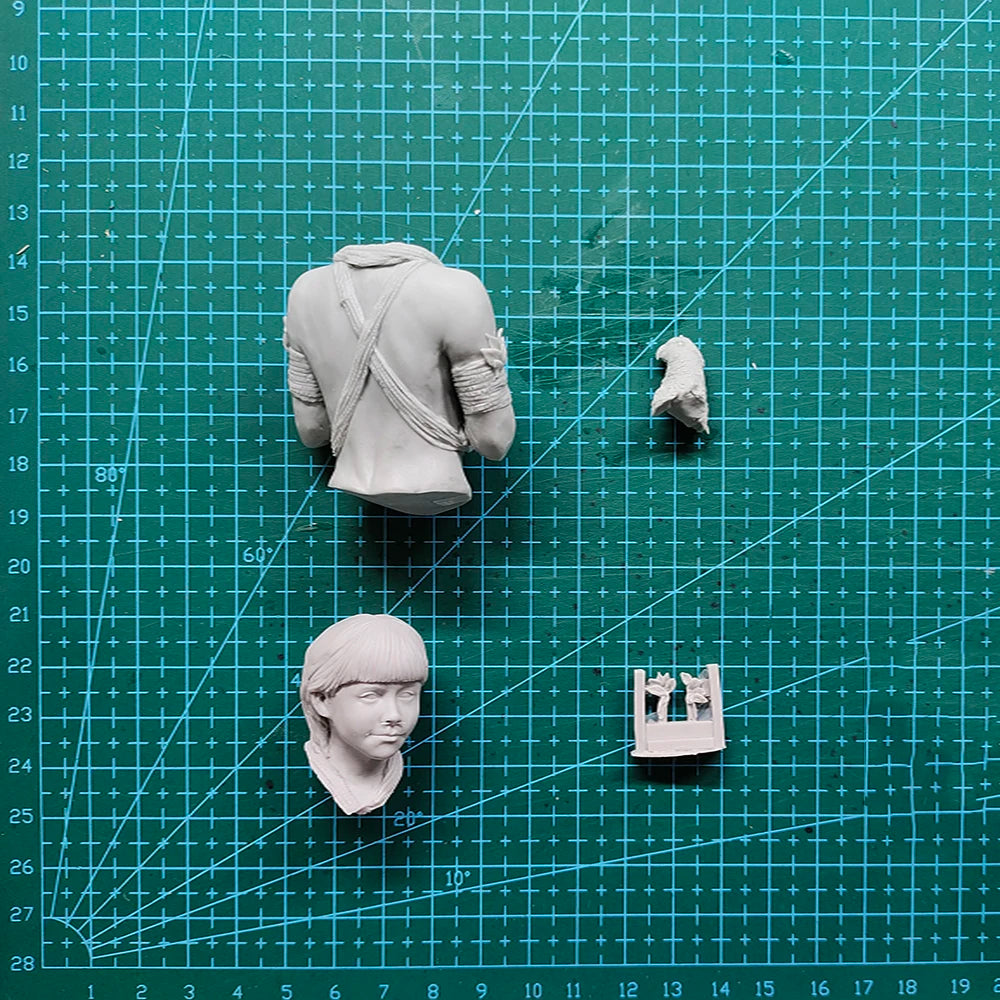 1/10 Ornamental Busts, Resin Model Bust Kit, Fantasy Theme, Unassembled and Unpainted