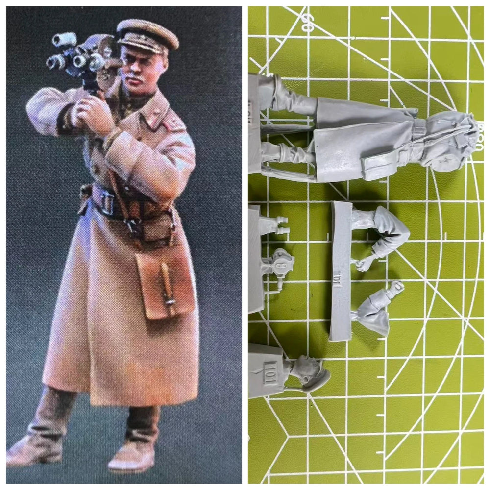 1/35 WWII Soviet Photographer, Resin Model Figure Kit, Unassembled and Unpainted