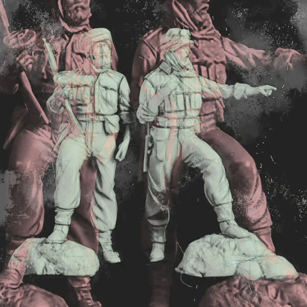 1/35 WWII British Riflemen Charging with Bayonets, 4 Figures, Resin Model Figure Kit, Unassembled and Unpainted