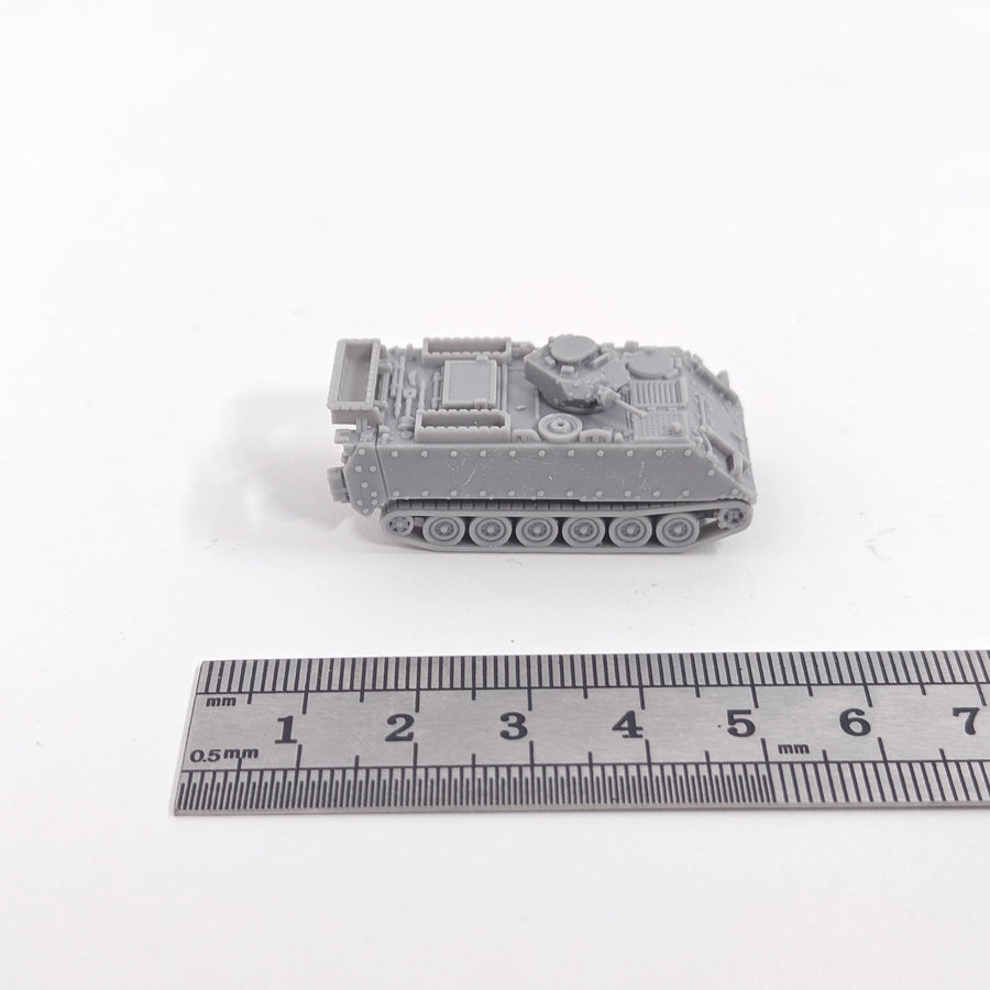 1/144 Scale M113As4 Cavalry Fighting Vehicle MODEL KIT