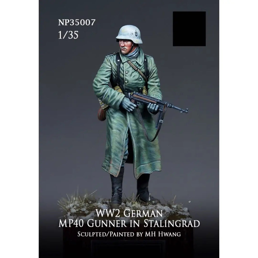 1/35 WWII German MP40 Gunner, Resin Model Figure Kit, Unassembled and Unpainted