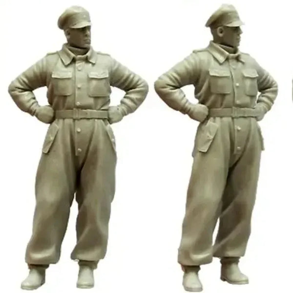 1/35 WWII German Officer Hands on Hips, Resin Model Figure Kit, Unassembled and Unpainted