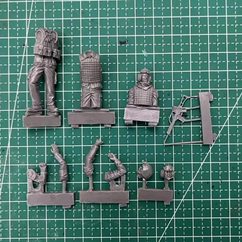 1/35 WWII US Infantry Squad in Combat, 3 Figures, Resin Model Figure Kit, Unassembled and Unpainted