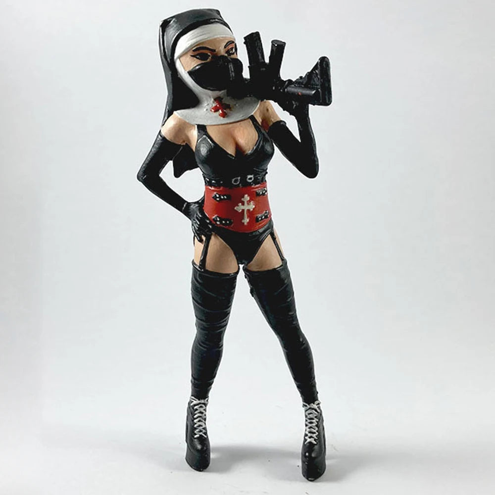 1/24 Female Warrior Nun, Resin Model Figure Kit, Fantasy Theme, Unassembled and Unpainted