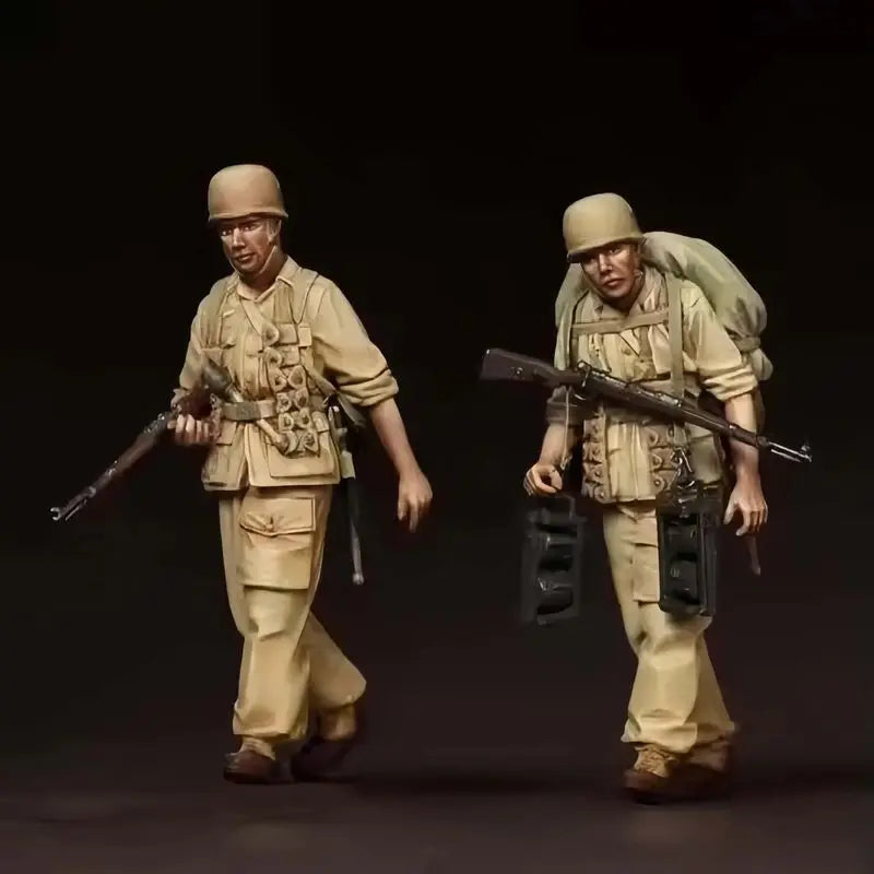 1/35 WWI British Infantry Advancing in Khaki, 6 Figures, Resin Model Figure Kit, Unassembled and Unpainted