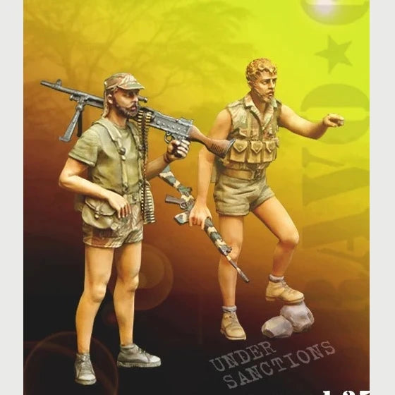 1/35 WWII Military Soldiers, 2 Figures, Resin Model Figure Kit, Unassembled and Unpainted