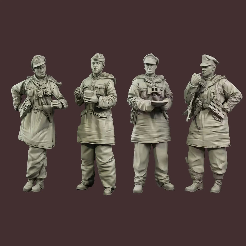 1/35 WWII Soldiers with Variant Headgear, 4 Figures, Resin Model Figure Kit, Unassembled and Unpainted