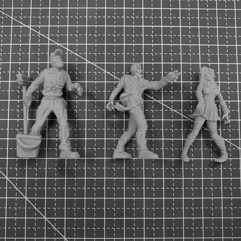 1/35 Zombie Apocalypse, 4 Figures, Resin Model Figure Kit, Fantasy Theme, Unassembled and Unpainted