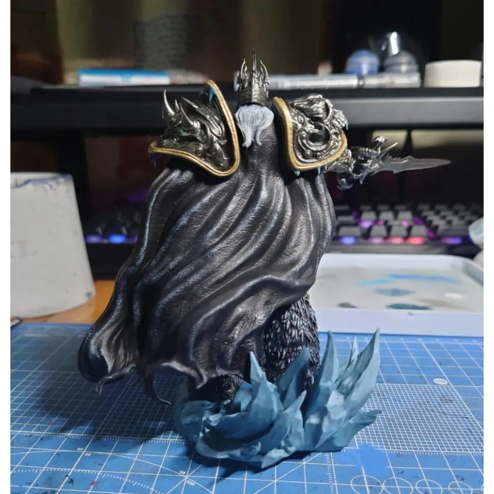 Arthas the Betrayer Prince, Resin Model Figure Kit, Fantasy Theme, Unassembled and Unpainted