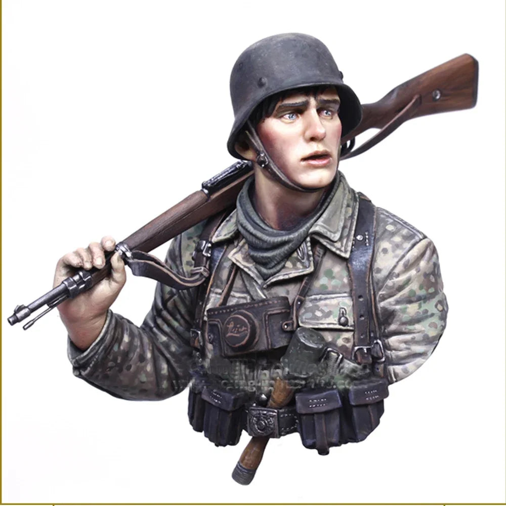 1/10 WWII German Infantry in Camo Tunic, Resin Model Bust Kit, Unassembled and Unpainted