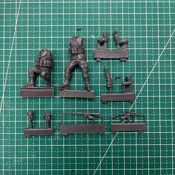 1/35 Modern US ISAF Soldiers Afghanistan, 2 Figures, Resin Model Figure Kit, Unassembled and Unpainted