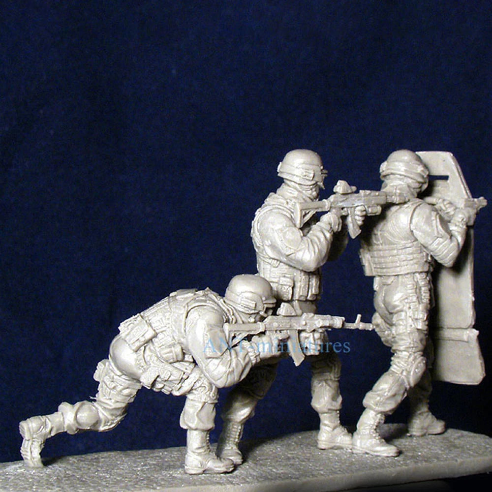 Modern Special Forces Operators, 4 Figures, Resin Model Figure Kit, Unassembled and Unpainted