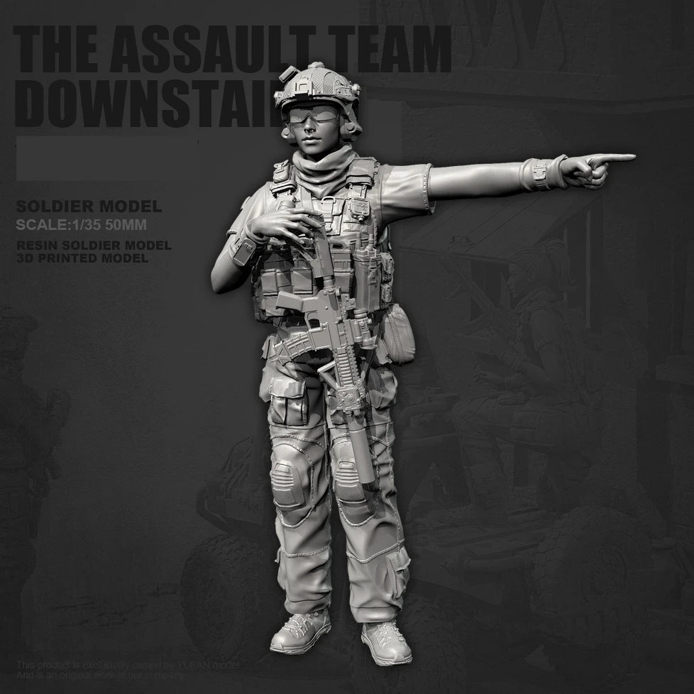 1/35 Modern Female Tactical Operator Pointing, Resin Model Figure Kit, Unassembled and Unpainted