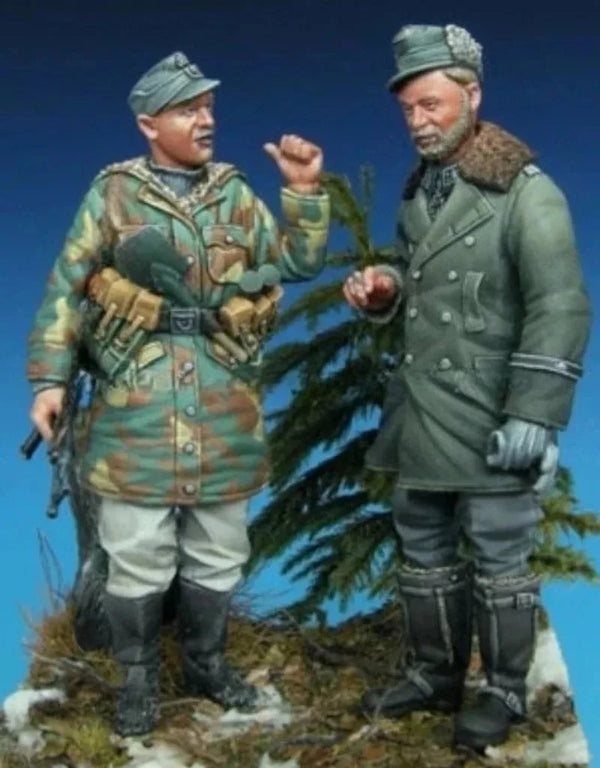 1/35 WWI Imperial German Officer & Grenadier, 2 Figures, Resin Model Figure Kit, Unassembled and Unpainted
