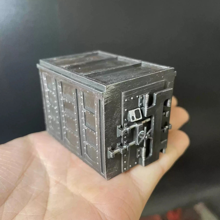 Military Ammunition Box Storage Container 28mm Resin Model Kit Parts - resin model view 5