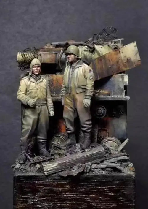 1/35 WWI Soldiers with Field Artillery, 2 Figures, Resin Model Figure Kit, Unassembled and Unpainted