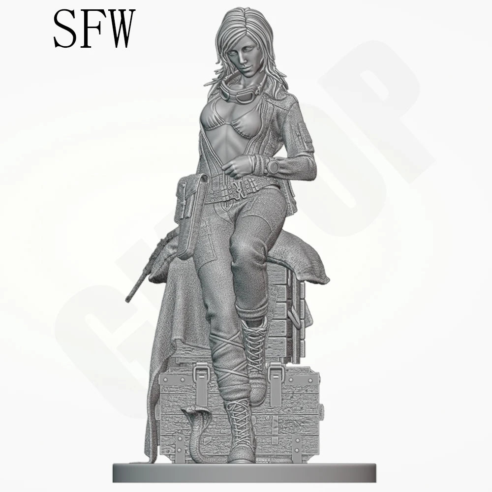 Female Military Operator, Resin Model Figure Kit, Unassembled and Unpainted