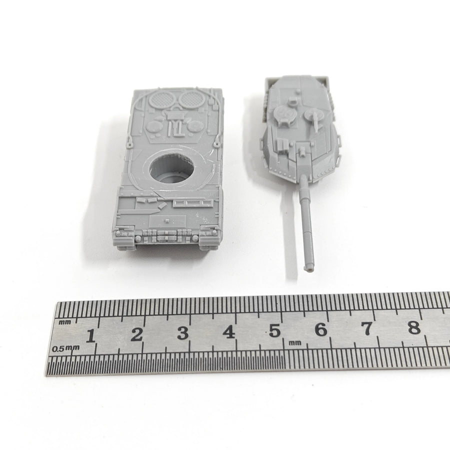 1/144 Scale Leopard 2A6 Main Battle Tank Model Kits