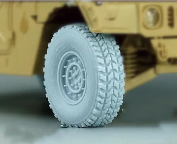 1/35 Modern M1114 Humvee Wheels, Resin Model Accessory Kit, Unpainted