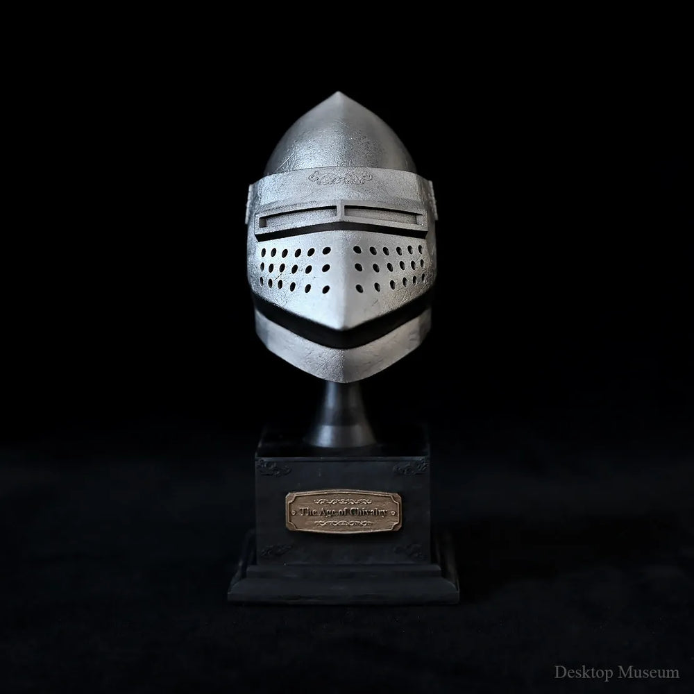 135mm Medieval European Knight Helmets, 5 Figures, Resin Model Bust Kit, Unassembled and Unpainted